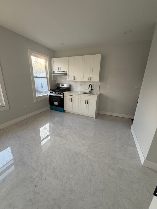 Building Photo - 162 Renner Ave