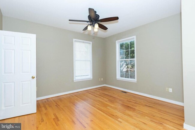 Photo - 180 Muirfield Ct