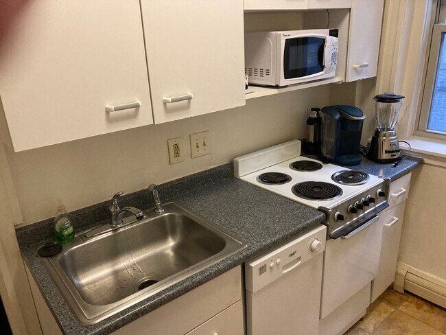 Photo - 1665 Commonwealth Ave Apartments Unit 2