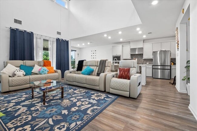 Photo - 209 Terra Mnr Trl