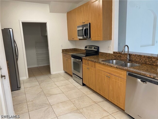 Building Photo - 15270 Summit Pl Cir