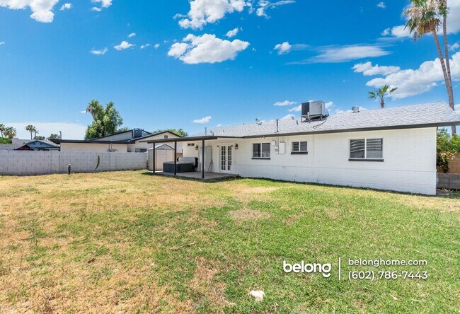 Photo - 3313 N 43rd Pl