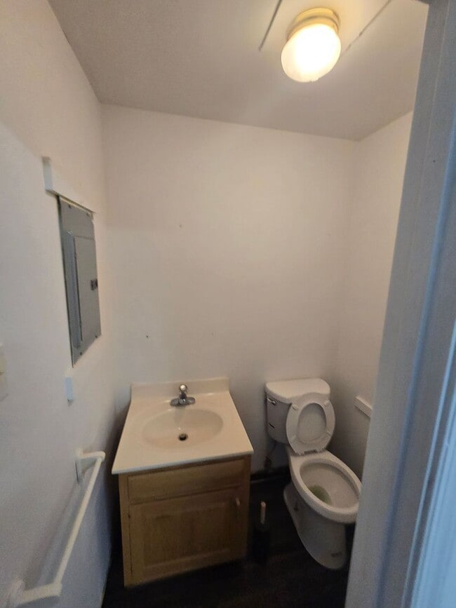 Building Photo - 25225 Harwell Dr