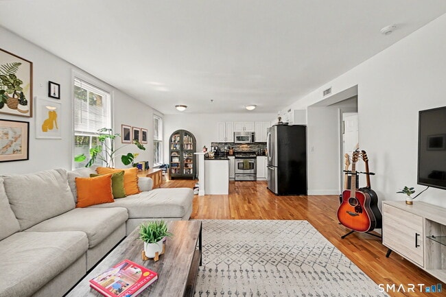 Photo - 1618-18 Ann St Unit 26
