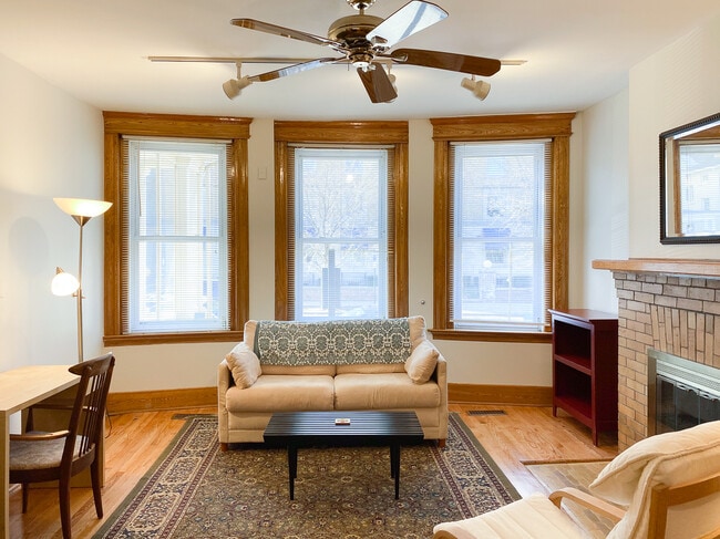 Photo - 511 Orange St Unit 1