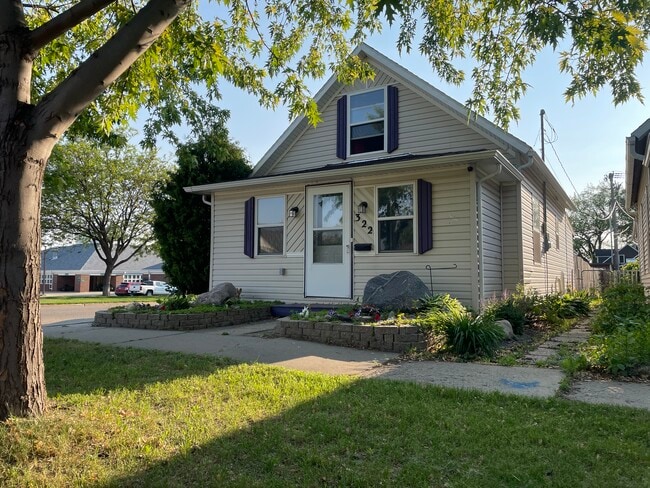 Photo - 322 S 10th St House