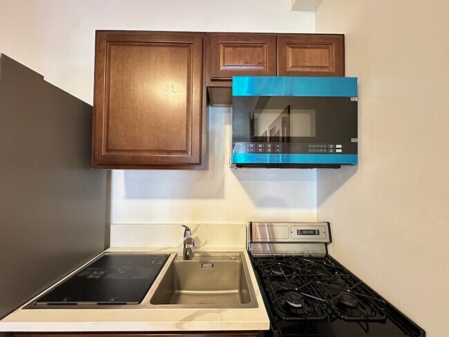 Photo - 1425 N Bosworth Ave Unidad J05P