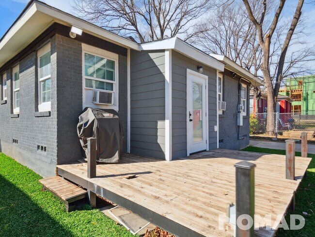 Photo - 1 bedroom renovated duplex