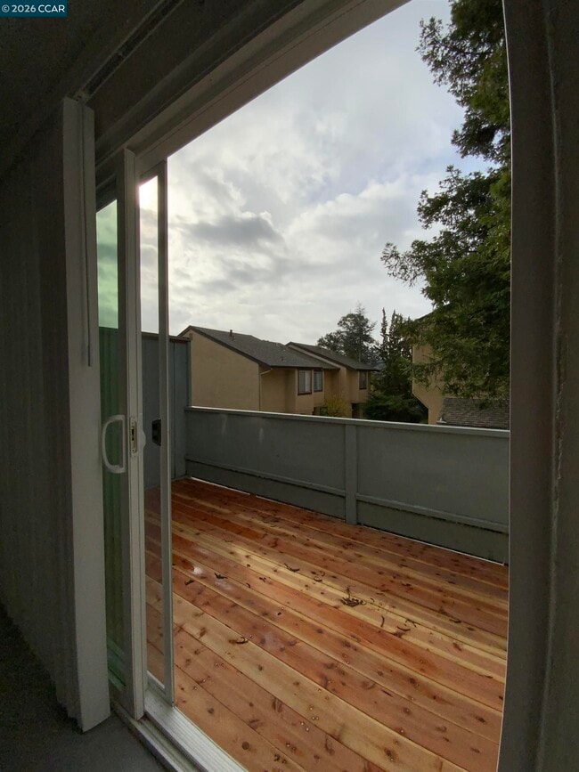 Photo - 461 Corte Arango