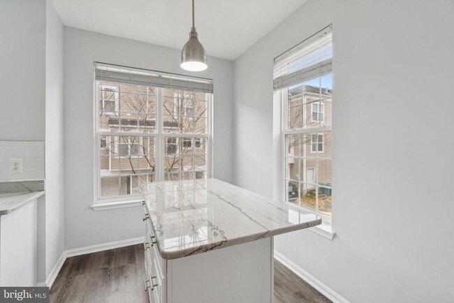 Photo - 5611 Hartfield Ave