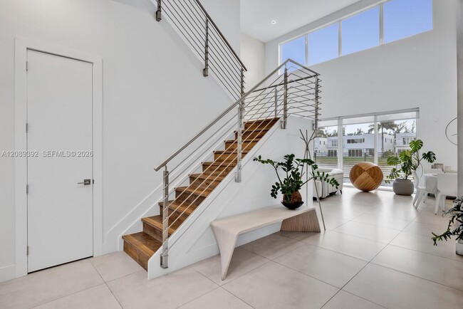 10250 NW 75th Terrace