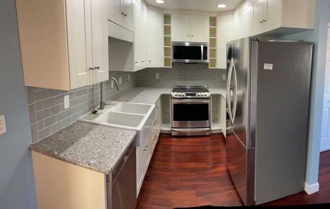 Photo - AVAILABLE NOW! 3 Bedroom 2 Bath Home on over 1 Acre in York with Clover Schools