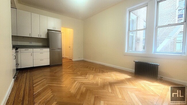 Photo - WEST 13 STREET Unidad 69