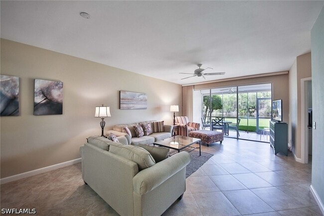526 Lake Louise Cir Unit 4-403