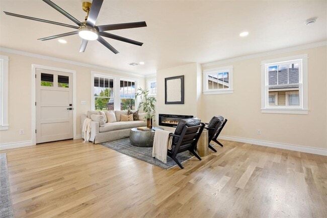 Photo - 104 NW 20th St