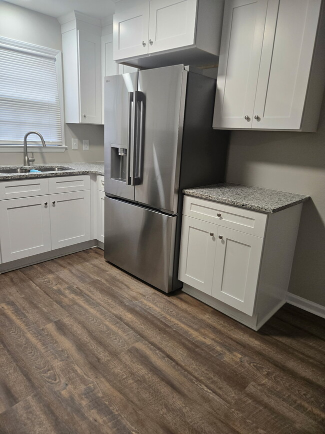 Photo - 2218 Lakeland Rd