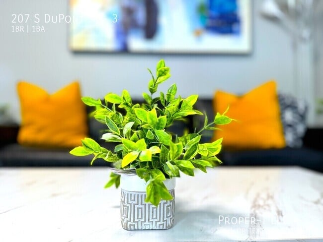 Photo - 207 S Dupont St Apartamento Unidad 3