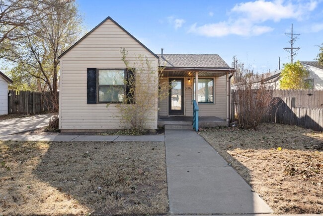 Building Photo - NOW AVAILABE 3 BED 1 BATH NEAR TEXAS TECH AND MEDICAL FIELD