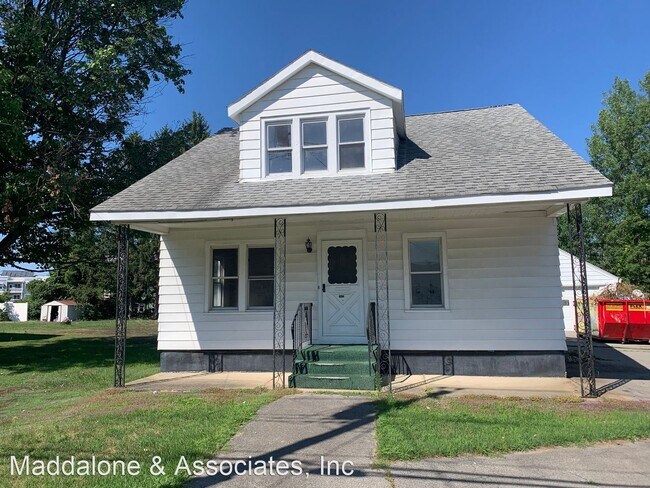 4 br, 1 bath House - 1012 Princetown Road - 4 br, 1 bath House - 1012 Princetown Road