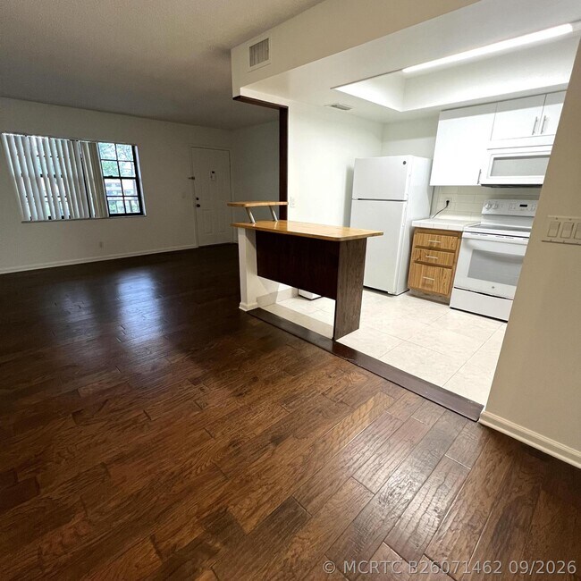 Photo - 4205 Oak Terrace Dr