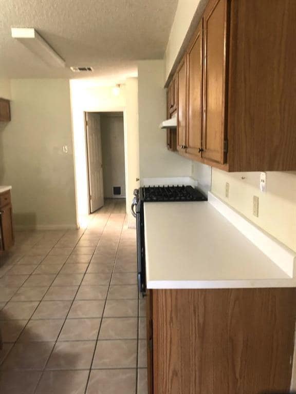 Photo - 1107 Dover Pass