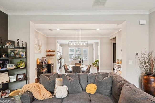 Photo - 144 1st Ave NW