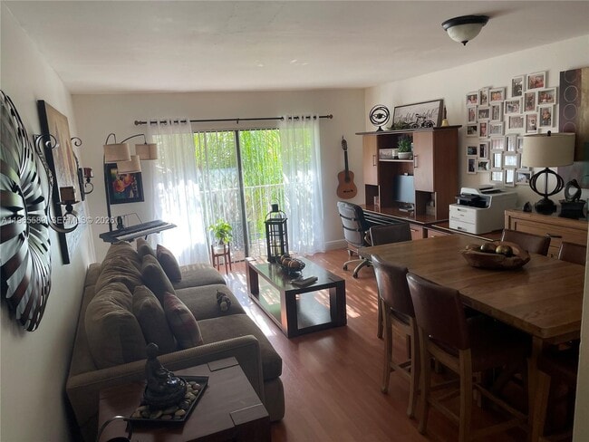 Photo - 9301 SW 92nd Ave Unit 407B