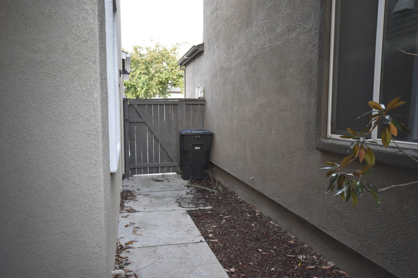 Photo - 1016 Rothbury Ln