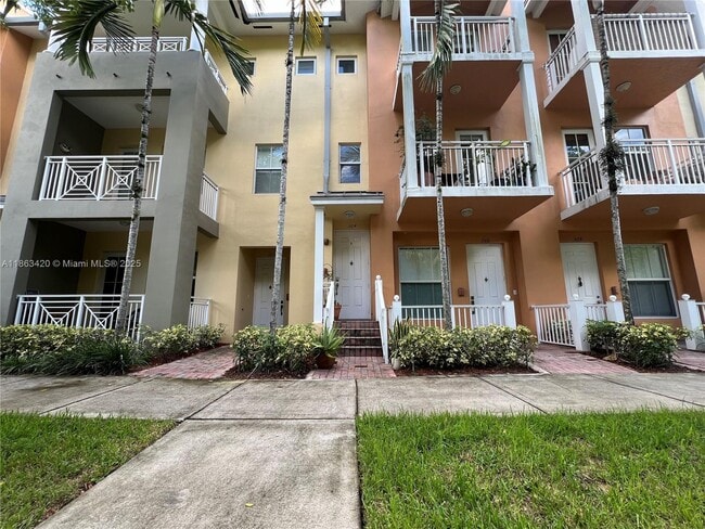 Building Photo - 364 SW 14th Ave Unit 364 Rental