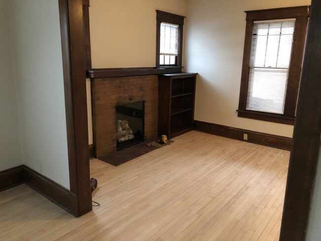 Photo - Huge 5 Bed 2 Bath home near UWEC with big ...