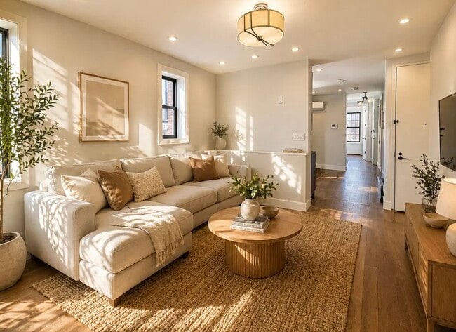 Photo - 6702 60th St Unit 1