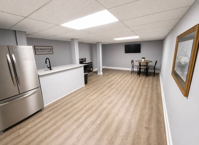 4491 Buckingham Cir Unit 2