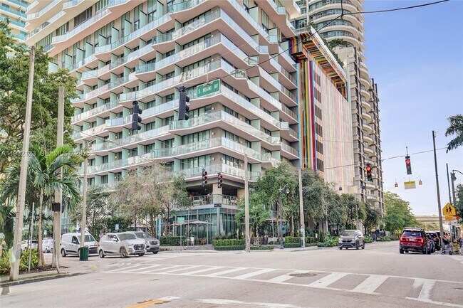 Building Photo - 1300 S Miami Ave Unit 2306