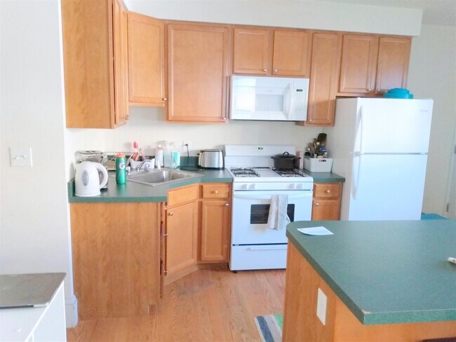 Photo - 323 Columbia St Unit 2