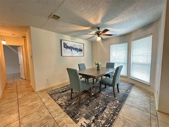 Photo - 3306 Kempwood Dr
