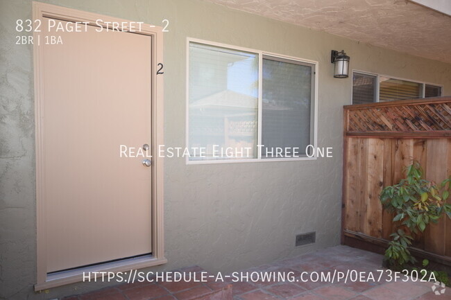 Building Photo - Newly Renovated Live Oak 2 bedroom / 1 bat... Unit 2 Rental