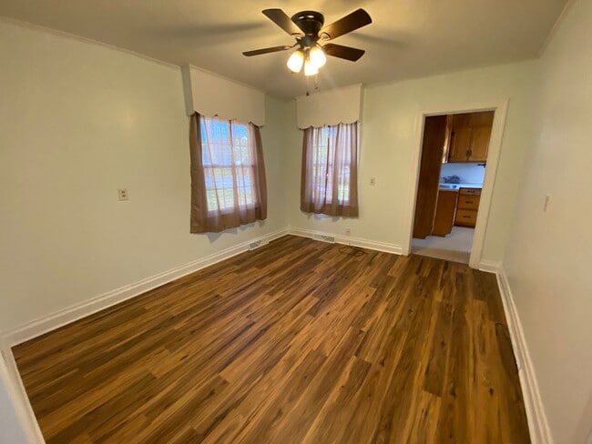 Photo - Beautiful 2 bed 1 bath in the heart of Alt...