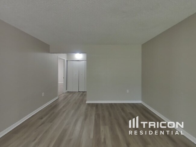 Photo - 12827 Provision St