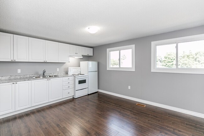 Photo - 2 Bedroom Apartment for Rent – Great Locat... Unit 1