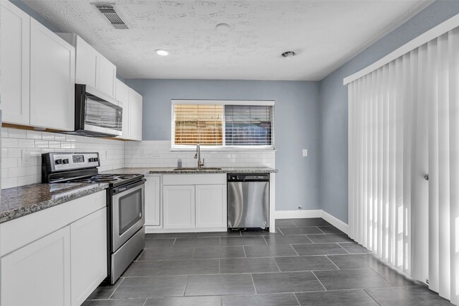Photo - 23819 Griffin House Ln