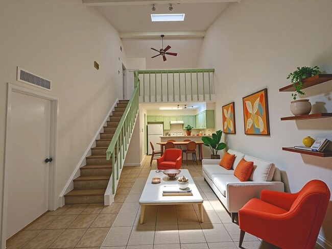 Photo - 13034 Leader St