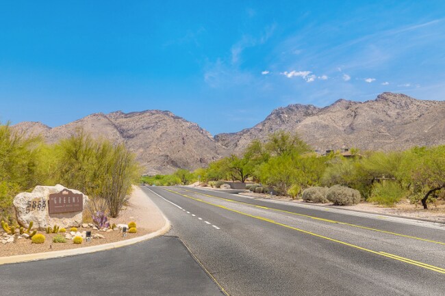 Photo - 5855 N Kolb Rd Unit 8212