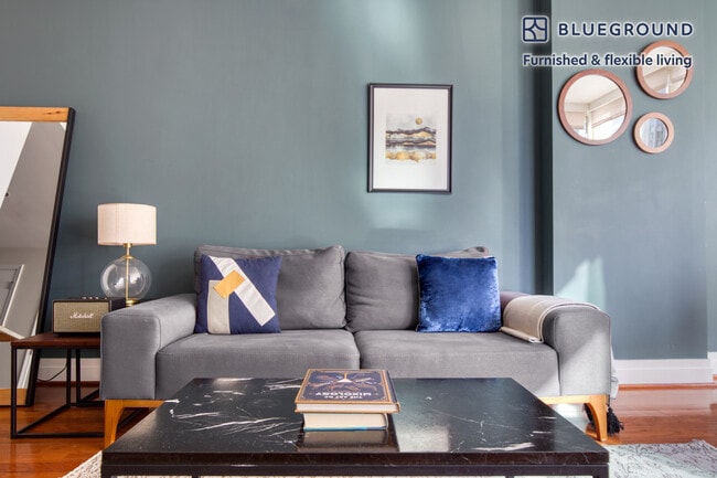 Photo - 2221 I St NW Unidad FL3-ID28