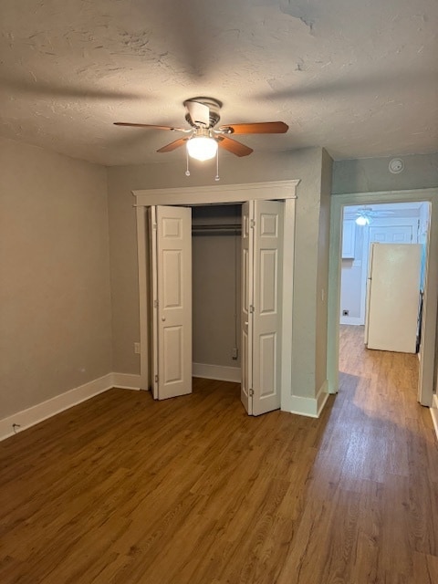 Photo - One bedroom duplex off 40th Ave with vinyl...