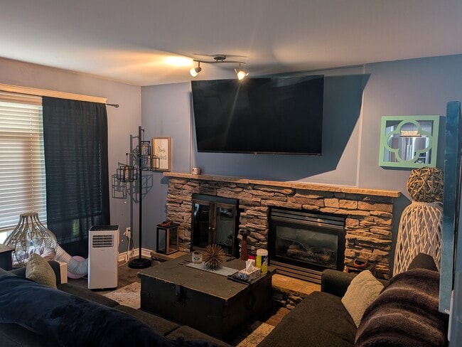 Photo - 8881 Walters St