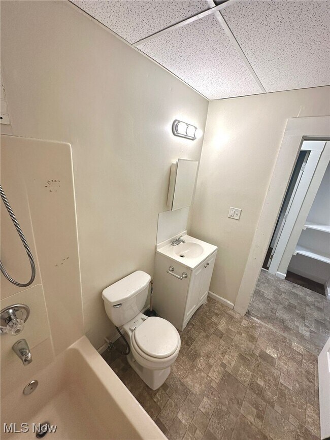 Photo - 1317 E 85th St Unit UP