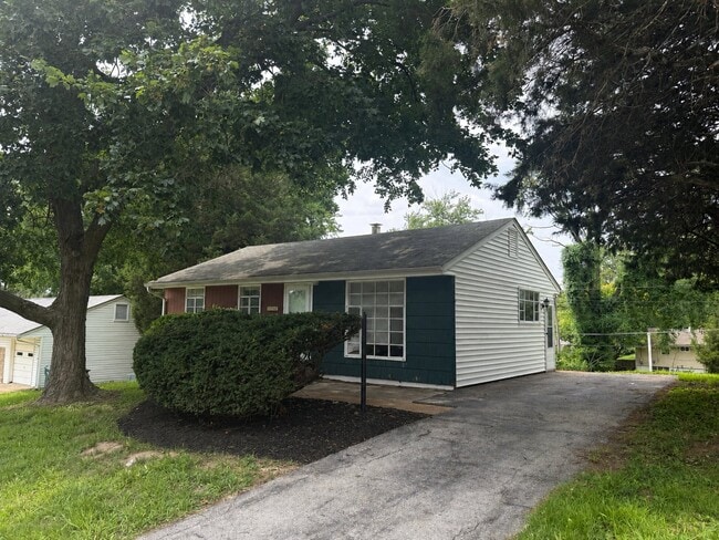 Photo - 7727 Paddington Dr