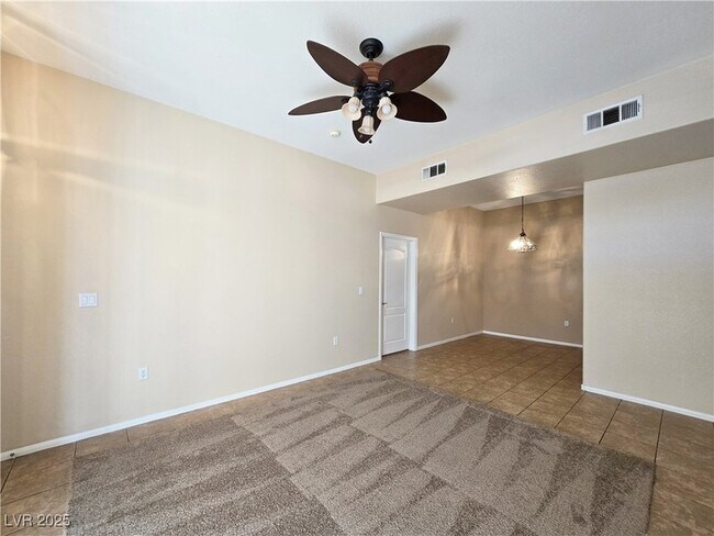 Photo - 3325 Cactus Shadow St Unidad 101 Rental