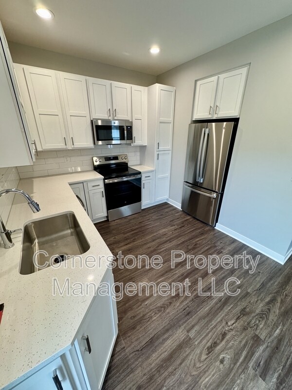 Photo - 8437 Valley Spring Dr