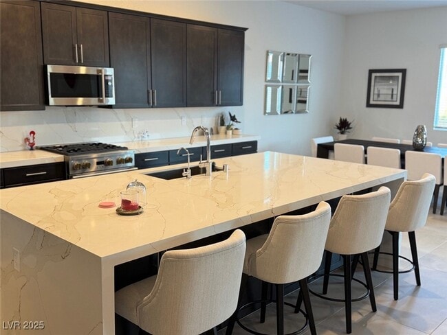 Building Photo - 10851 Mila Lndg Ave